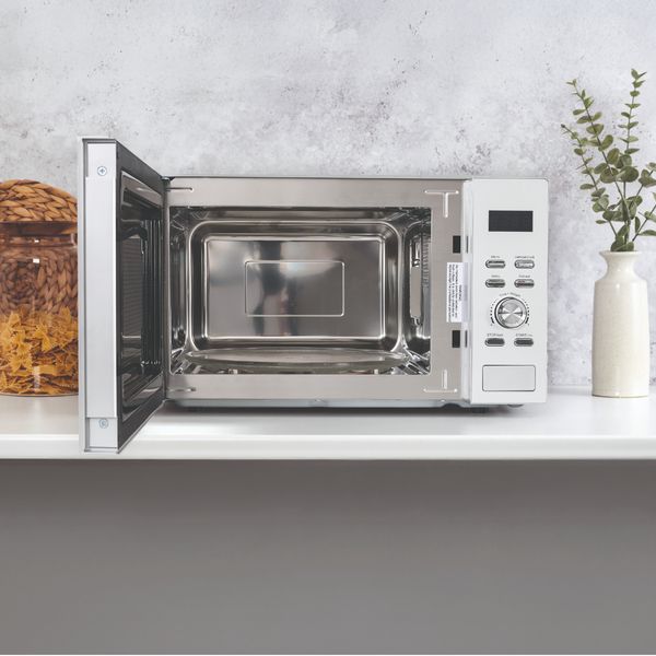 Hamilton Beach Family 30L Microwave - Silver