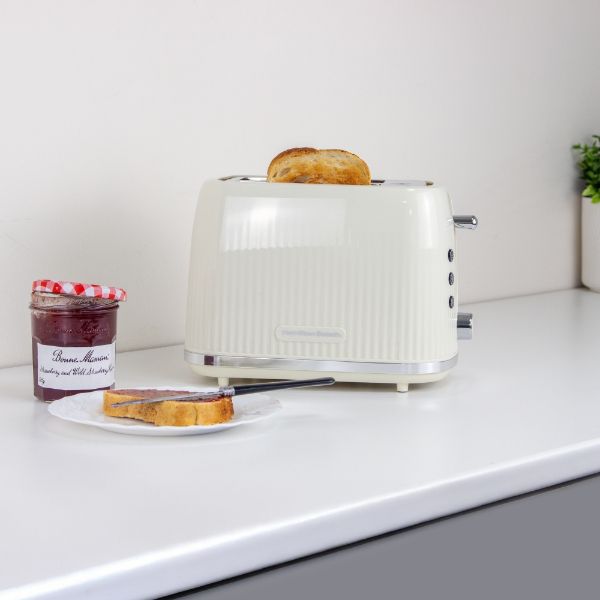 Hamilton Beach Miami Kettle and 2 Slot Toaster Bundle Sand