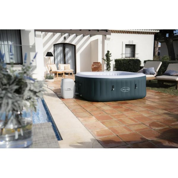 Ibiza Airjet Hottub