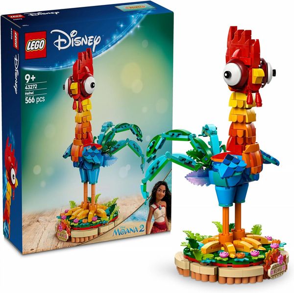 LEGO Moana 2's Heihei